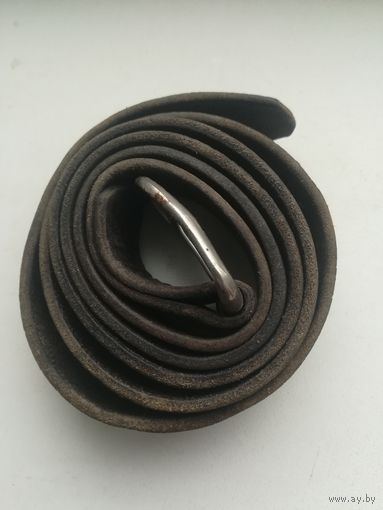 Ремень брючный. Размер 106 см. длина, 2.5 ширина.