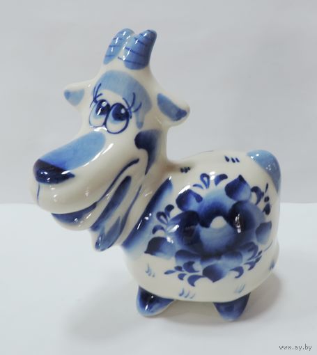 Статуэтка фарфоровая "Коза" 90-е годы Россия. Высота 9.5 см.