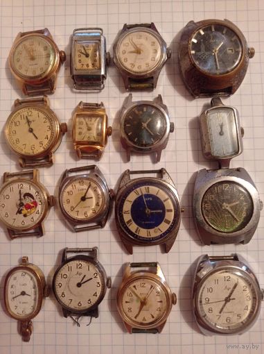 Часы женские в основном советские лотом  с рубля без мпц!