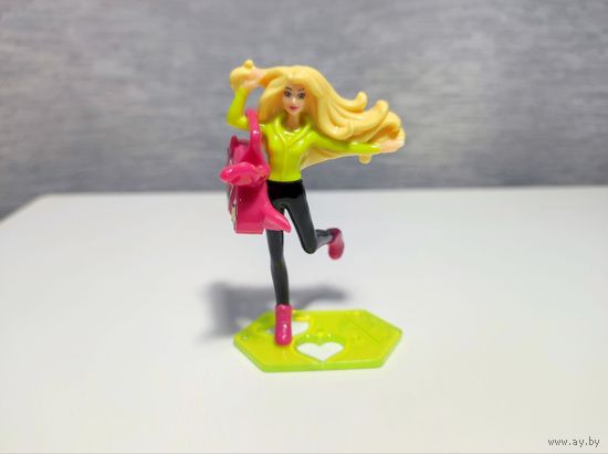 Барби фигурка статуэтка игрушка киндер kinder Barby