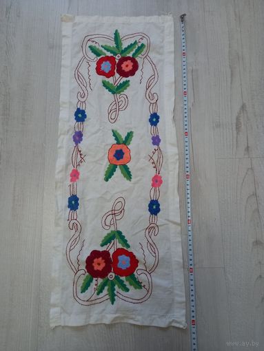 Салфетка вышитая старинная