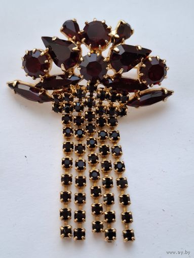 Брошь Jablonex. Богемские гранаты. С подвесками. 60-е годы, Чехословакия.