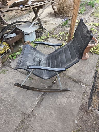 Винтажное кресло качалка