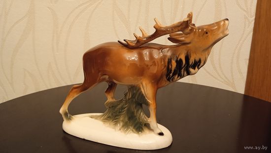 Статуэтка Олень Германия Sitzendorfer