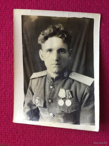 Фотография военного.