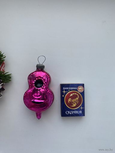 Елочная игрушка. Гитара.