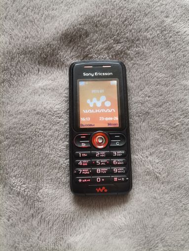 Телефон Sony Ericsson w200i