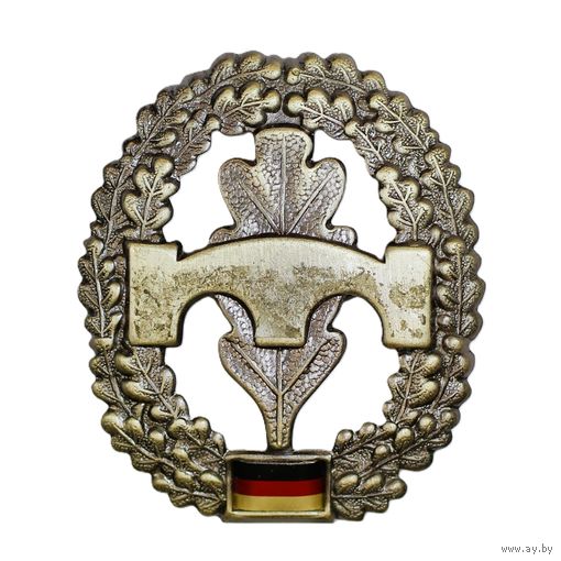 Бундесвер (Вооруженные силы Германии) Металлическая кокарда на берет - ИНЖЕНЕРНЫЕ ВОЙСКА 5,4 \ 4,6 см