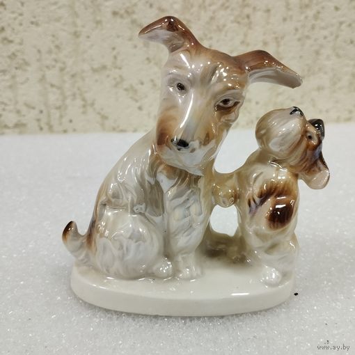 Статуэтка фарфоровая собаки Терьер, Германия