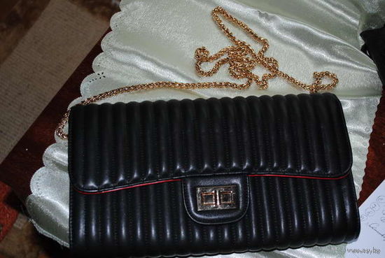 Сумка клатч из иск./кожи., - в виде стилизованных копий на сумочки Chanel., фирменная, качественная., - НОВАЯ., - без торга-!