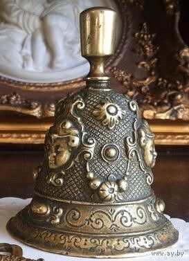 - КОЛОКОЛЬЧИК-ВЫЗЫВНОЙ 18-19 век Бронза 320 гр 7.5х9 см