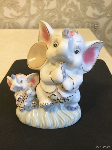 Фарфоровые слоны