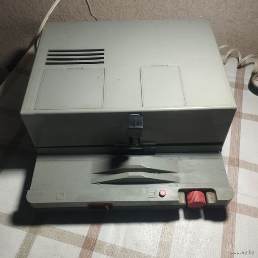 Диапроектор Пеленг 500к нерабочий