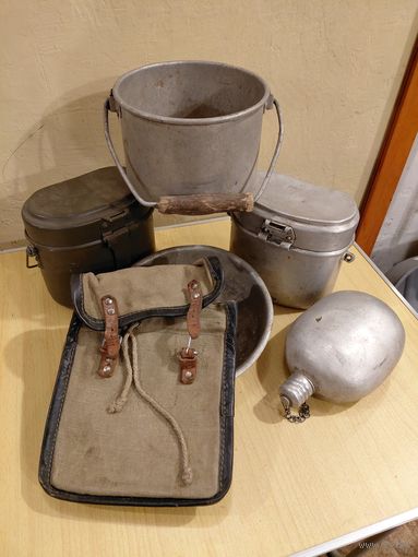 Котелок ркка, фляжка и др. Цена за все.