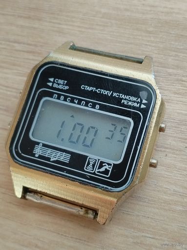 Часы "электроника". СССР. как новые. Рабочие.