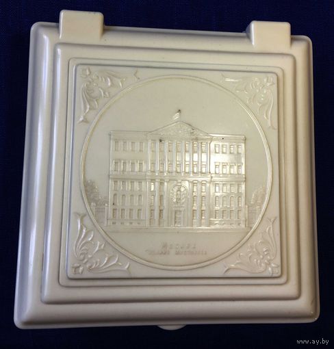 Коробка карболитовая СССР. Соцреализм. Здание Моссовета
