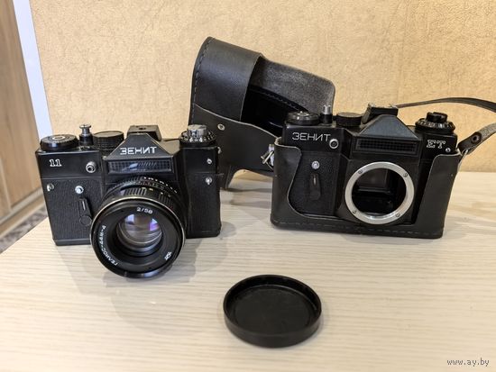 2 фотоаппарата Зенит