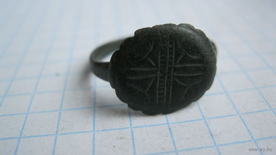 Перстень старинный.