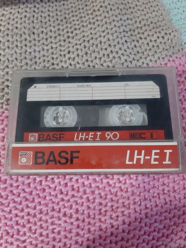 Кассета  BASF  LH-E I  90. Приключения капитана Врунгеля.