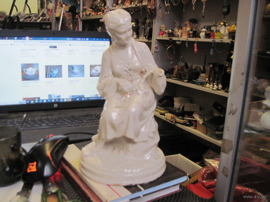 Девушка с венком МФФЗ с рубля!