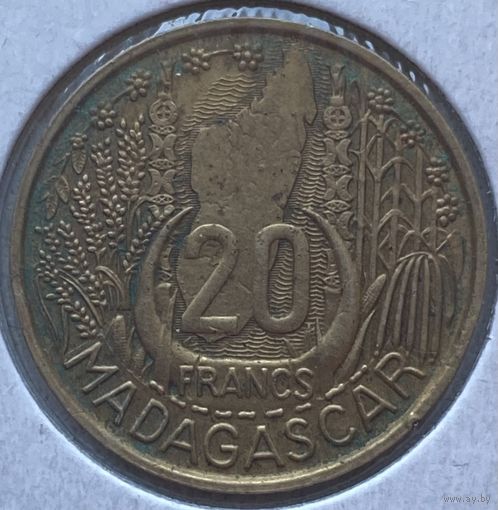 Мадагаскар 20 франков 1953 г. В холдере