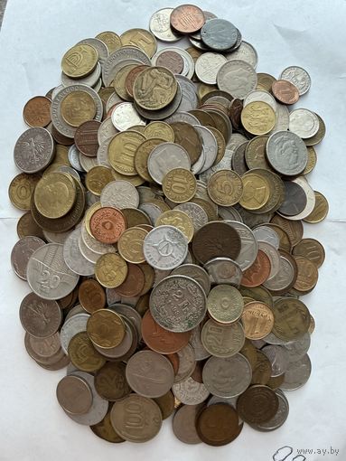 Монеты разных стран 350 штук