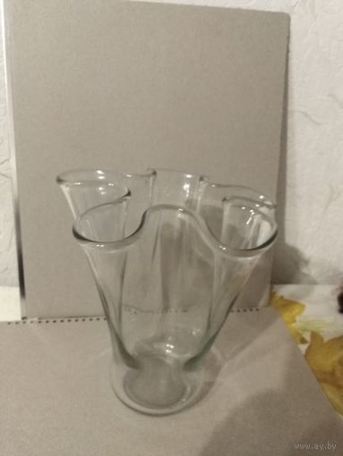 Ваза декоративная.