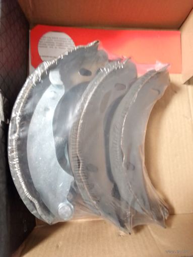 Колодки тормозные барабанные задние PSP669