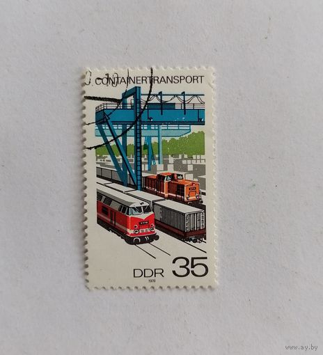 Марка ГДР 1978 год. Контейнерный терминал.