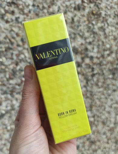 Миниверсия парф воды Valentino Donna Born In Roma Yellow Dream EDP 15 ml (со спреем, запечатана)