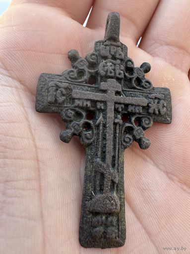 Крестик нательный старинный "Штурвал"