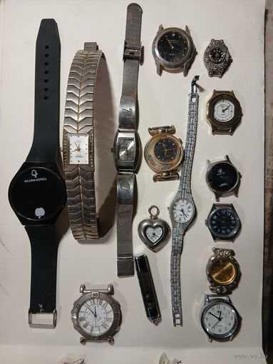 Часы кварцевые 15 шт., одним лотом. Старт с 2-х рублей. Смотрите другие лоты, много интересного.