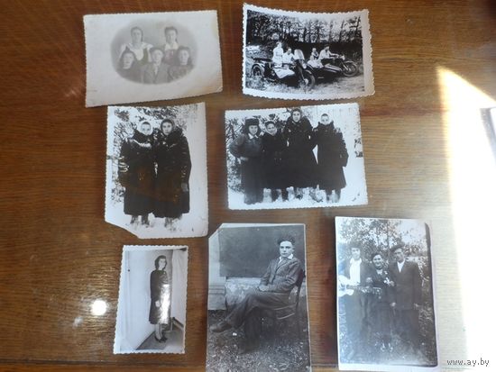 Фото Молодые люди 1952г.