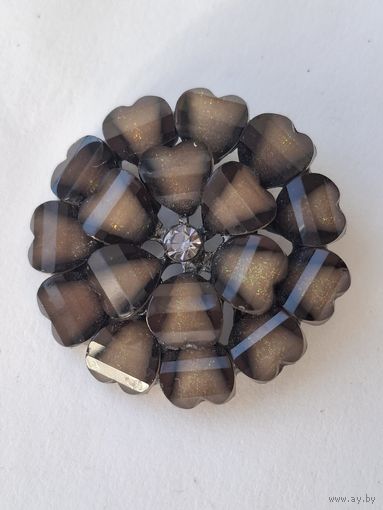 Пуговица в виде цветка. Цвет раухтопаз