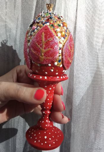Деревянное яйцо аля Фаберже