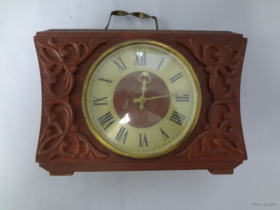 Часы Весна.