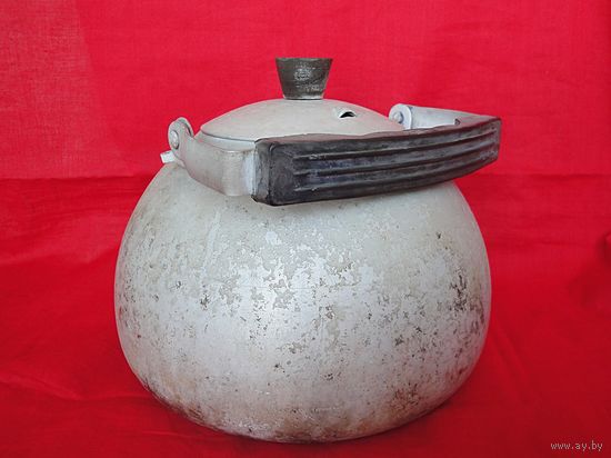 Чайник алюминиевый (СССР, клеймо)