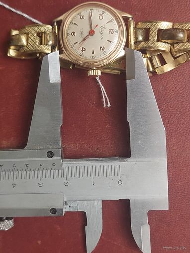 Наручные часы Швейцария