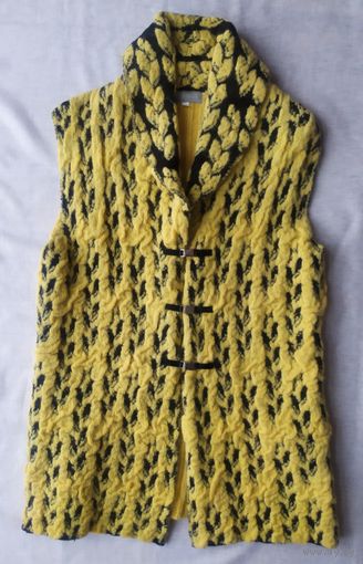 AREOLA ЖИЛЕТ НОВЫЙ