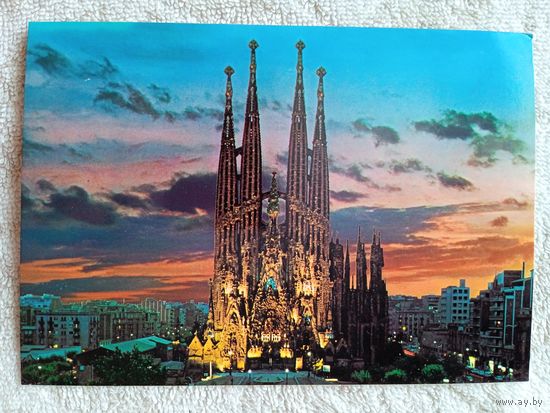 Барселона. Собор святого Семейства при закате