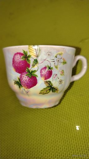 Кружка из СССР. Добрушский фарфоровый завод.