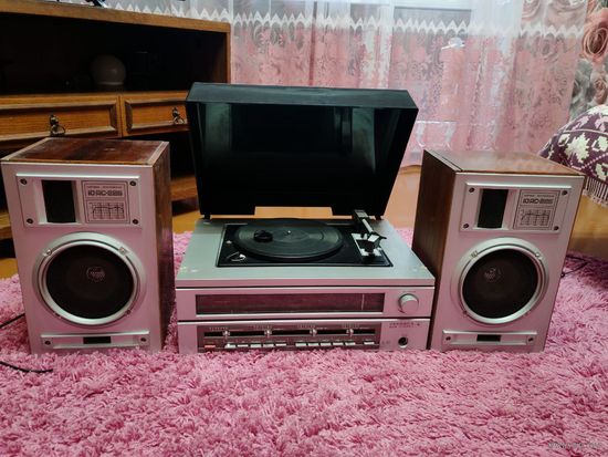 Радиола Кантата 205 стерео с двумя колонками.