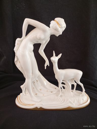 Антикварная статуэтка богини Дианы, старый Wallendorf Валлендорф на форме Fraureuth, Германия