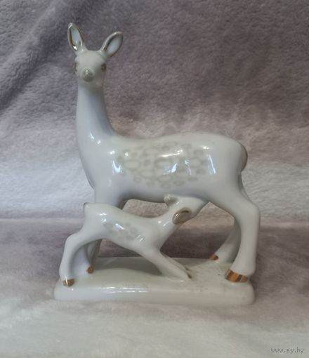 Статуэтка. Материнство. Косули. С 1 рубля.