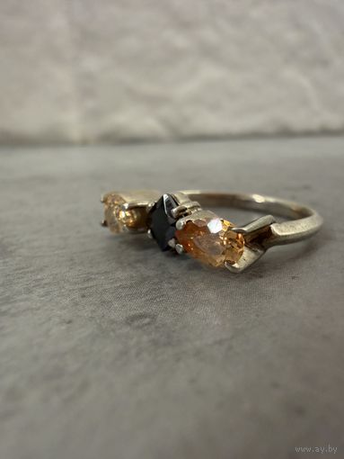 Перстень СЕРЕБРО 925 пр. 16.75 р-р (6)    Распродажа коллекции!!!