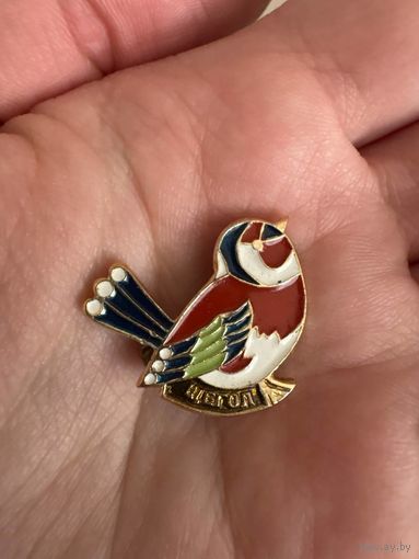 Щегол значок