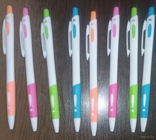 Шариковые ручки (8 шт.),  цена за все