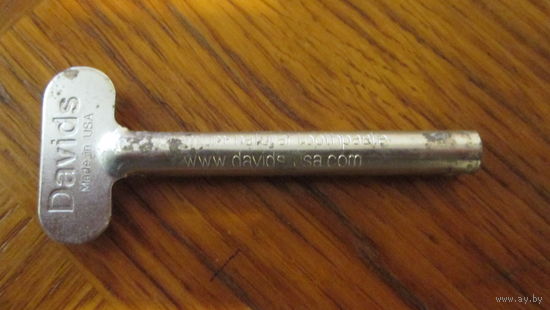 Ключ заводной