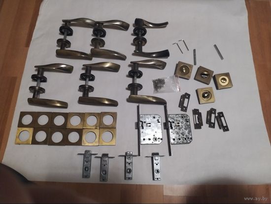 Ручки -защёлки дверные, межкомнатные, 6 шт. Б/у