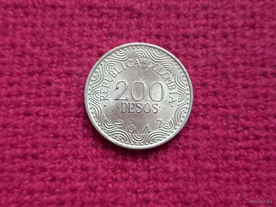 Колумбия 200 песо 2012 г.